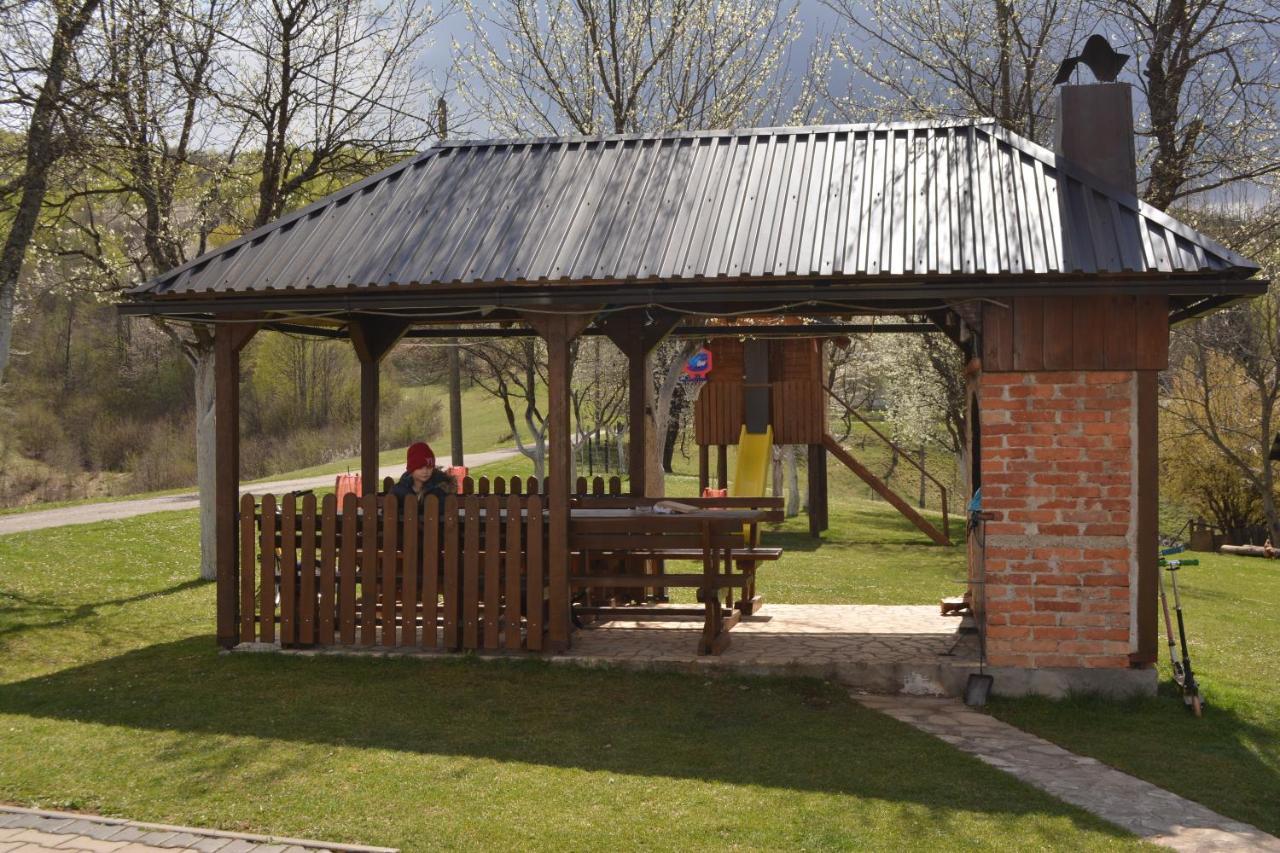 Guesthouse Andja Smoljanac Buitenkant foto
